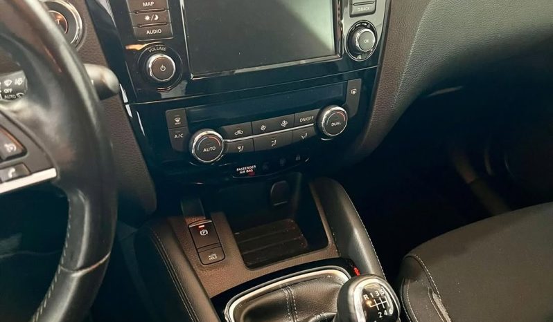 
								NISSAN QASHQAI DCI 150 CV full									