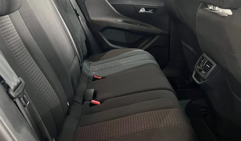 
								PEUGEOT 3008 1.5 HDU 130 CV full									