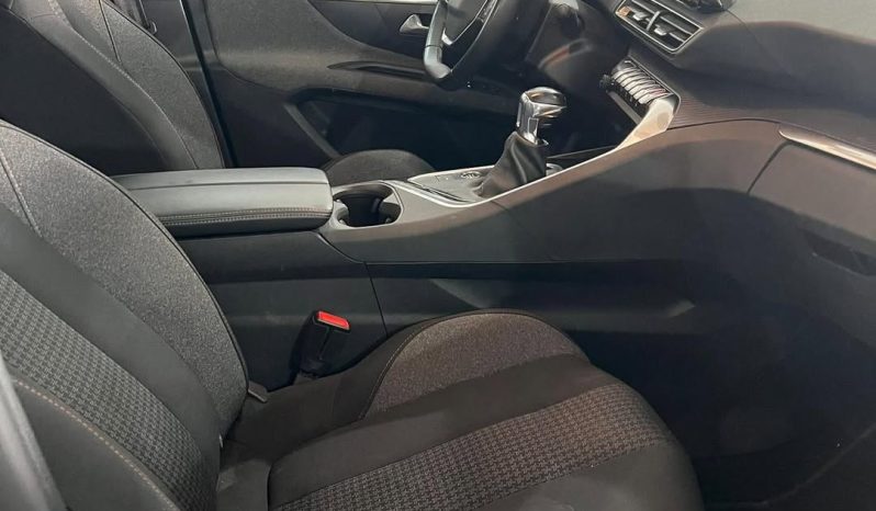 
								PEUGEOT 3008 1.5 HDU 130 CV full									