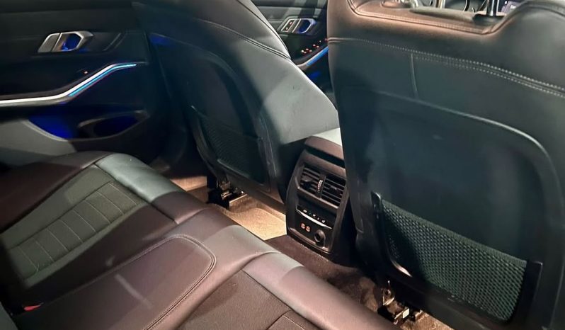 
								BMW SERIE 3 SEDÁN 318 D full									