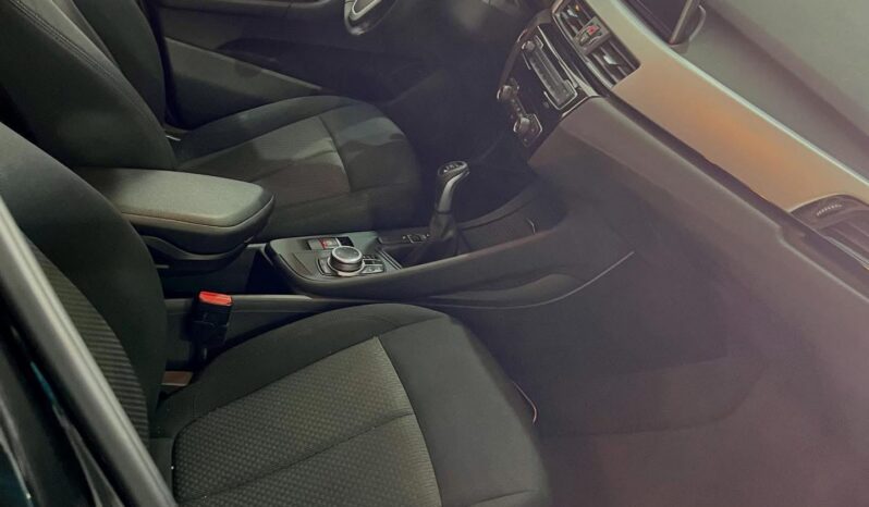 
								BMW X1 sDrive16d full									