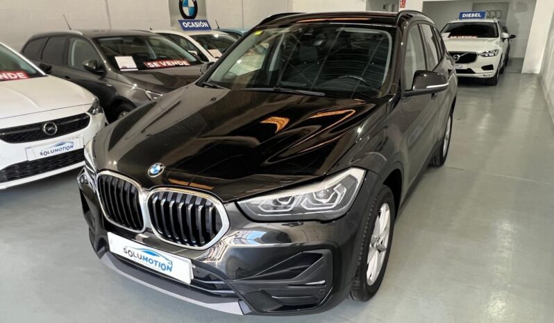
								BMW X1 sDrive16d full									