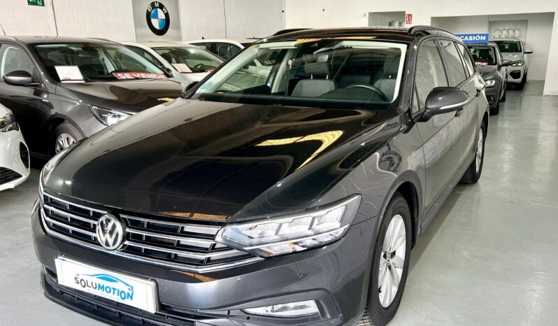 
								VOLKSWAGEN Passat Variant 1.6 TDI DSG full									