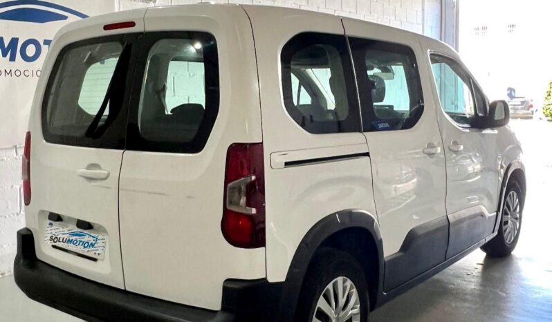 
								PEUGEOT Rifter Active Standard BlueHDi full									