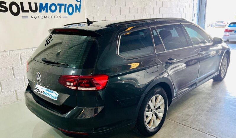 
								VOLKSWAGEN Passat Variant 1.6 TDI DSG full									