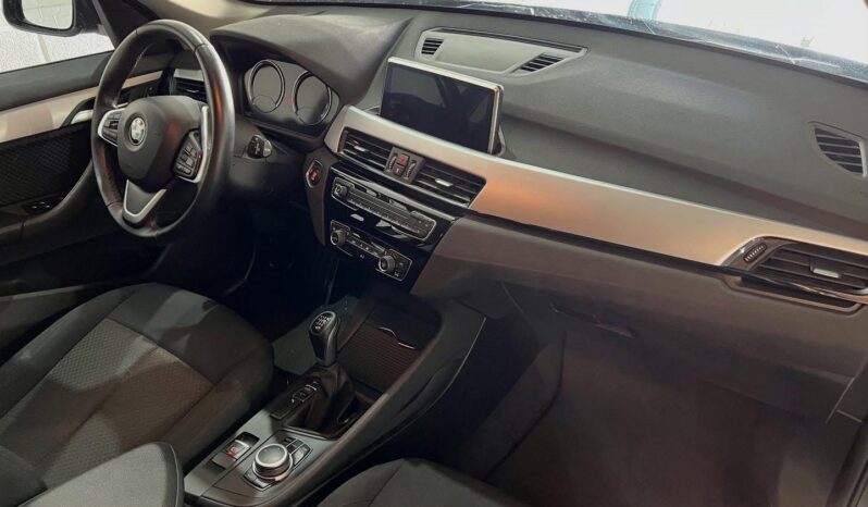 
								BMW X1 sDrive16d full									