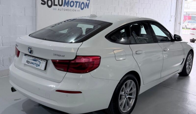 
								BMW Serie 3 318d Gran Turismo full									