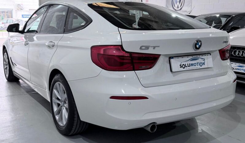 
								BMW Serie 3 318d Gran Turismo full									