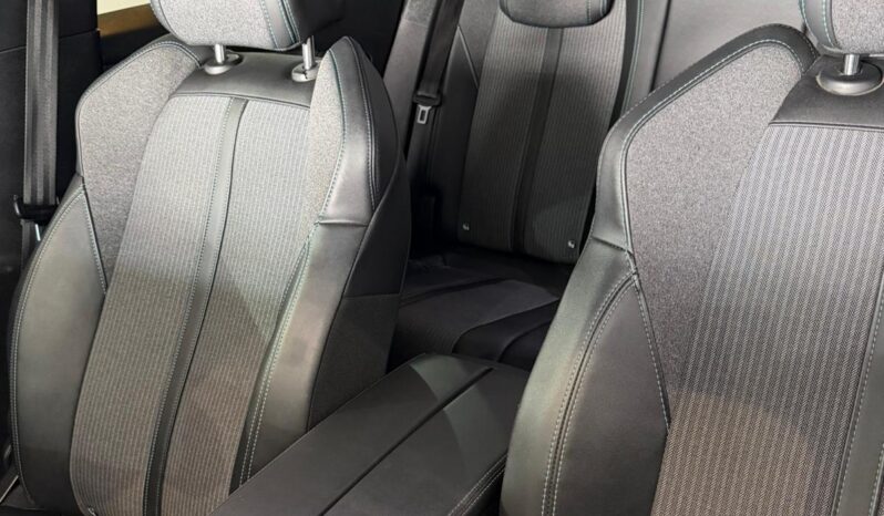 
								PEUGEOT 3008 1.5 BlueHDi SS Allure EAT8 full									