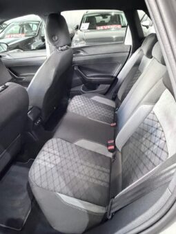 
										Volkswagen Polo R-Line full									