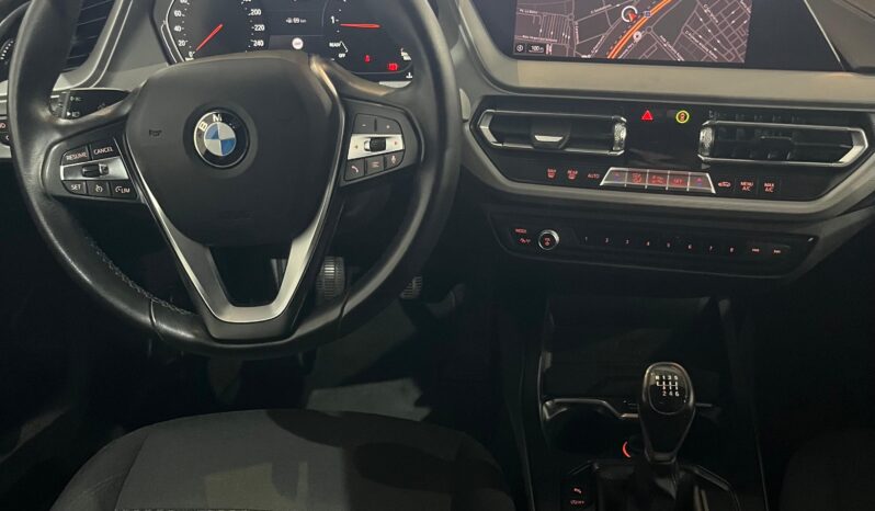 
								BMW Serie 1 118i full									