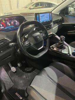 
										PEUGEOT 5008 full									