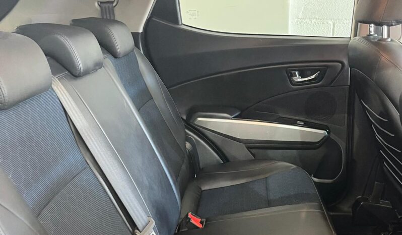
								Ssangyong Tivoli full									