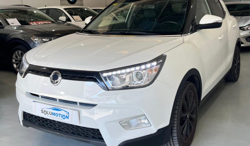 
								Ssangyong Tivoli full									