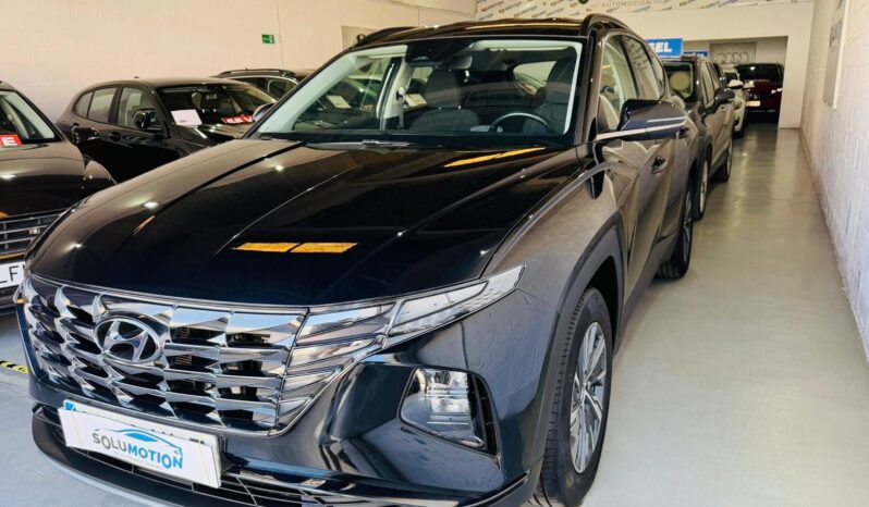 
								Hyundai Tucson full									