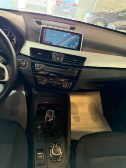 
										BMW X1 sDrive16d full									
