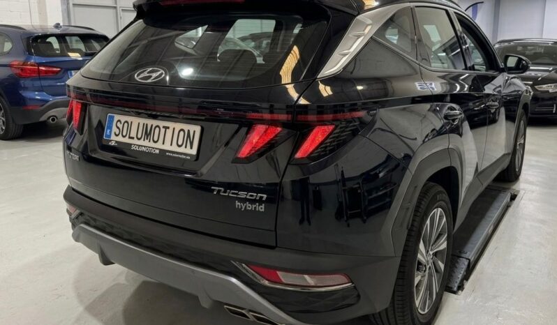 
								Hyundai Tucson full									