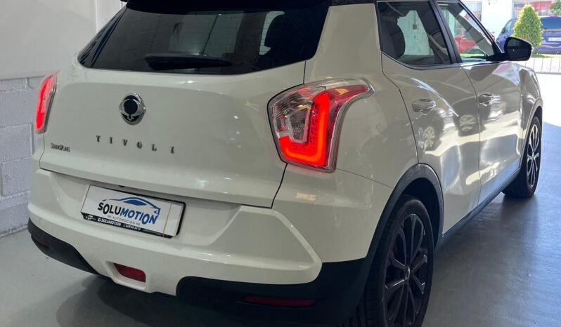 
								Ssangyong Tivoli full									