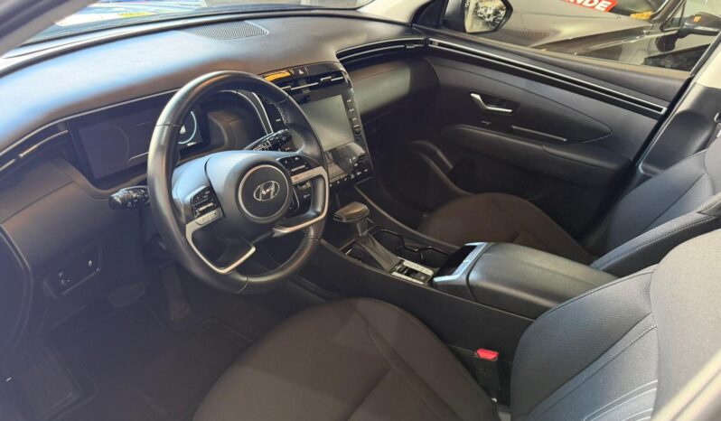 
								Hyundai Tucson full									