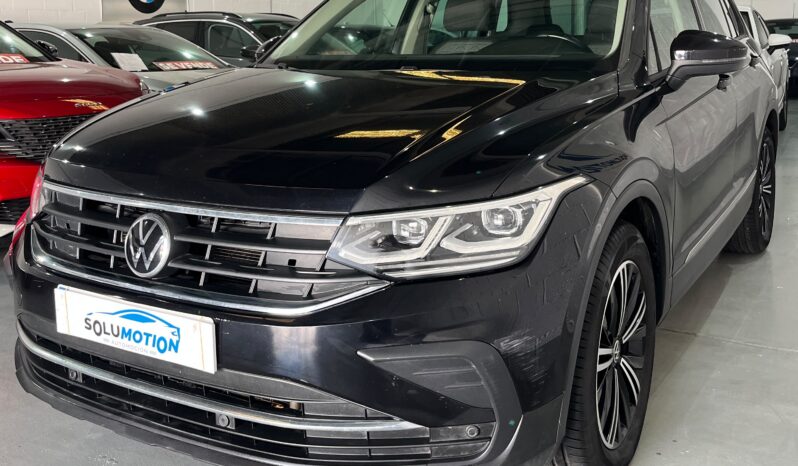 
								VOLKSWAGEN TIGUAN full									