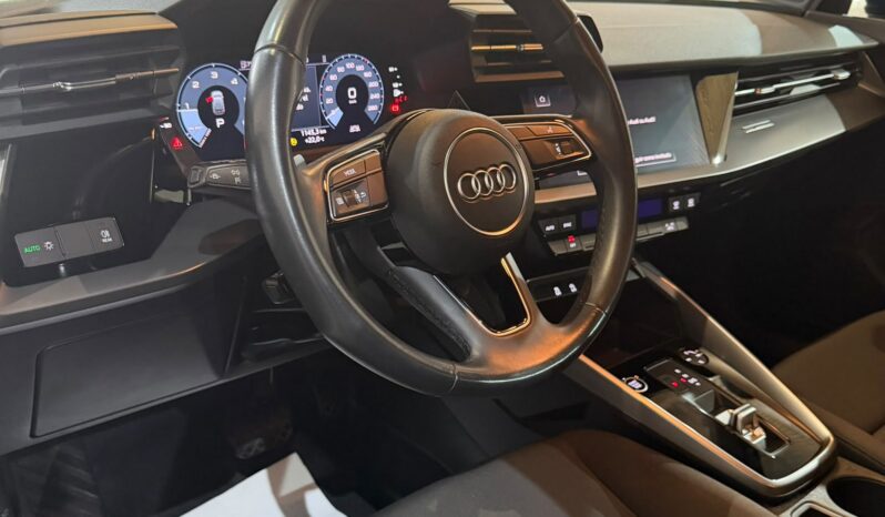 
								AUDI A3 Sportback full									