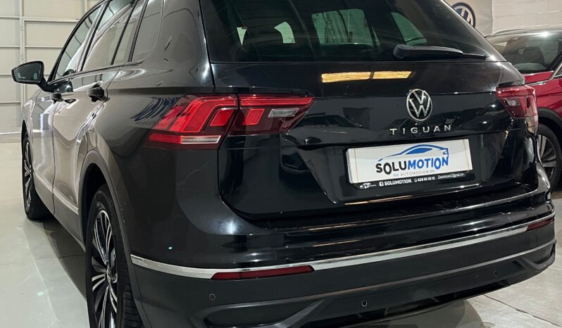 
								VOLKSWAGEN TIGUAN full									